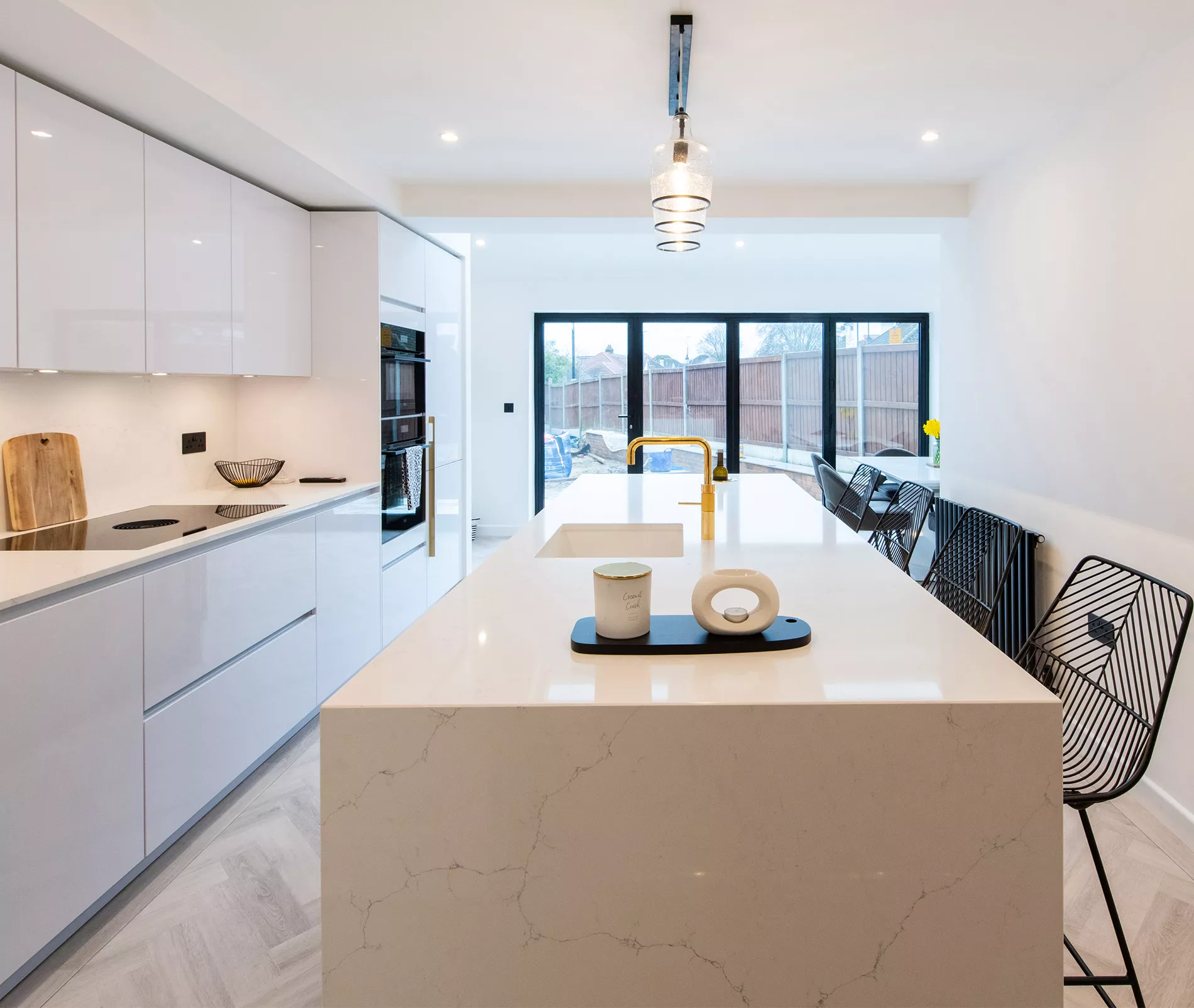 White modern kitchen