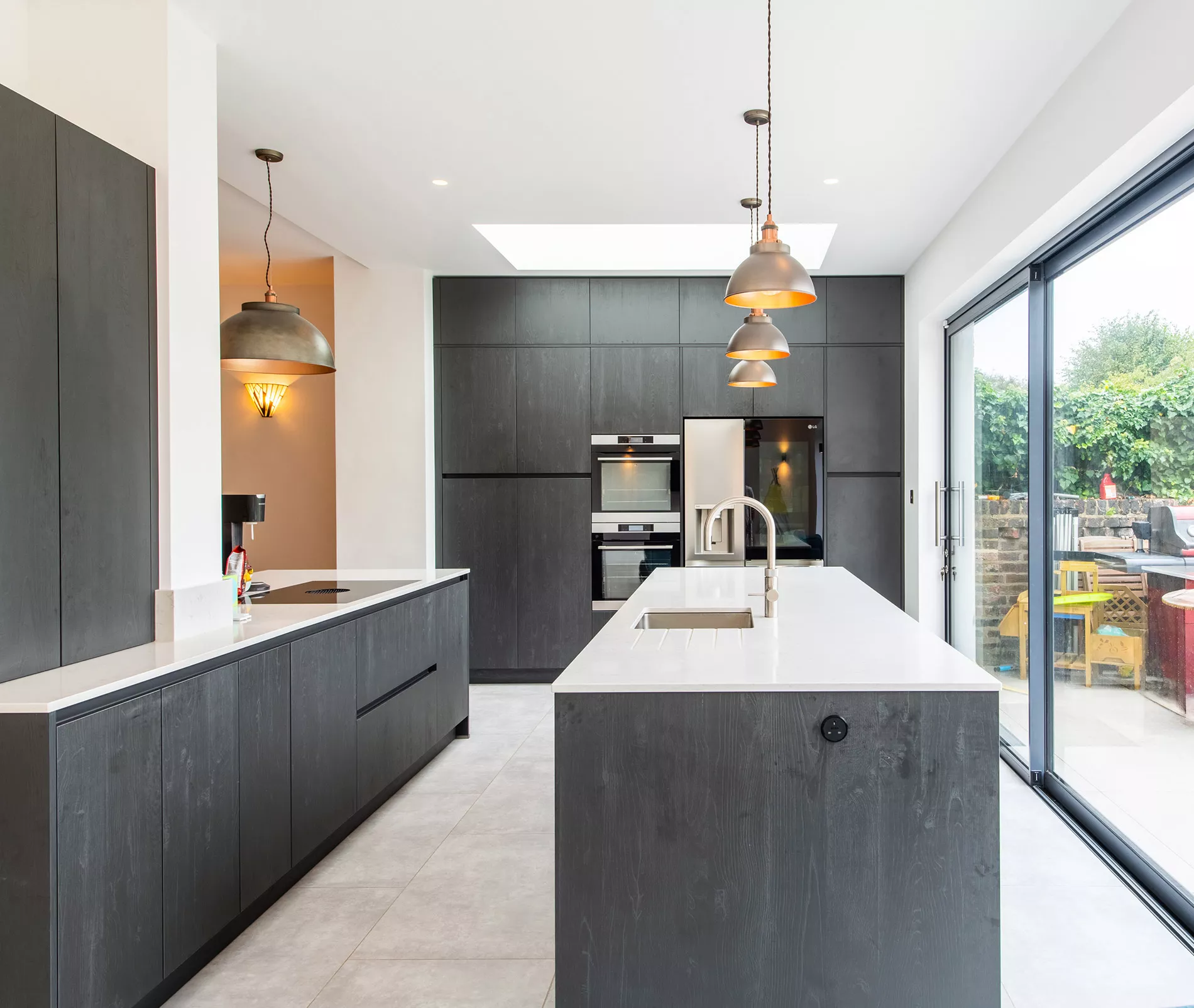 contempory kitchen