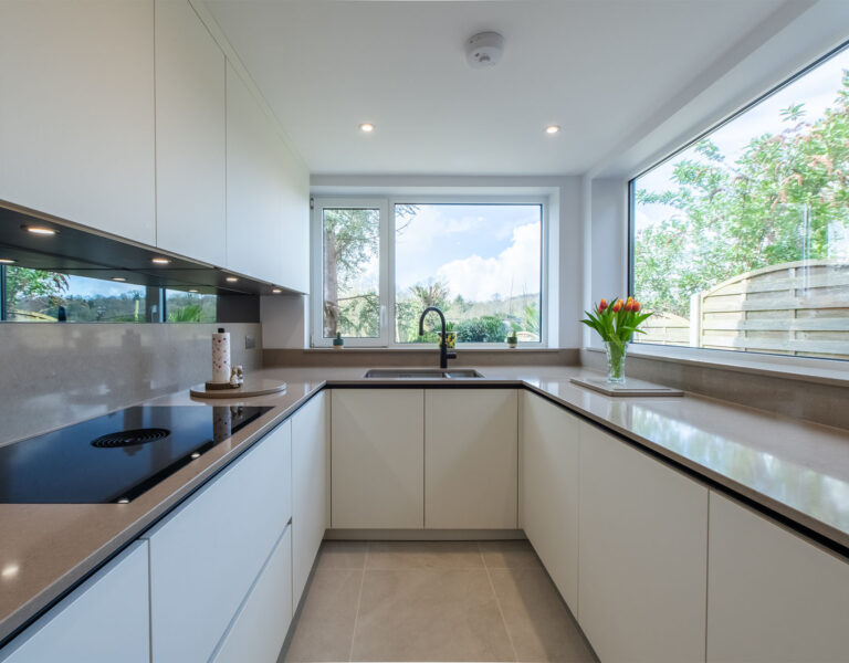 ornate-white-modern-kitchen_0011_RFP_2023-HDR